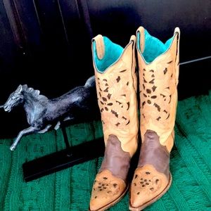 Handcrafted Fancy Corral Leather Boots size 8 🤩